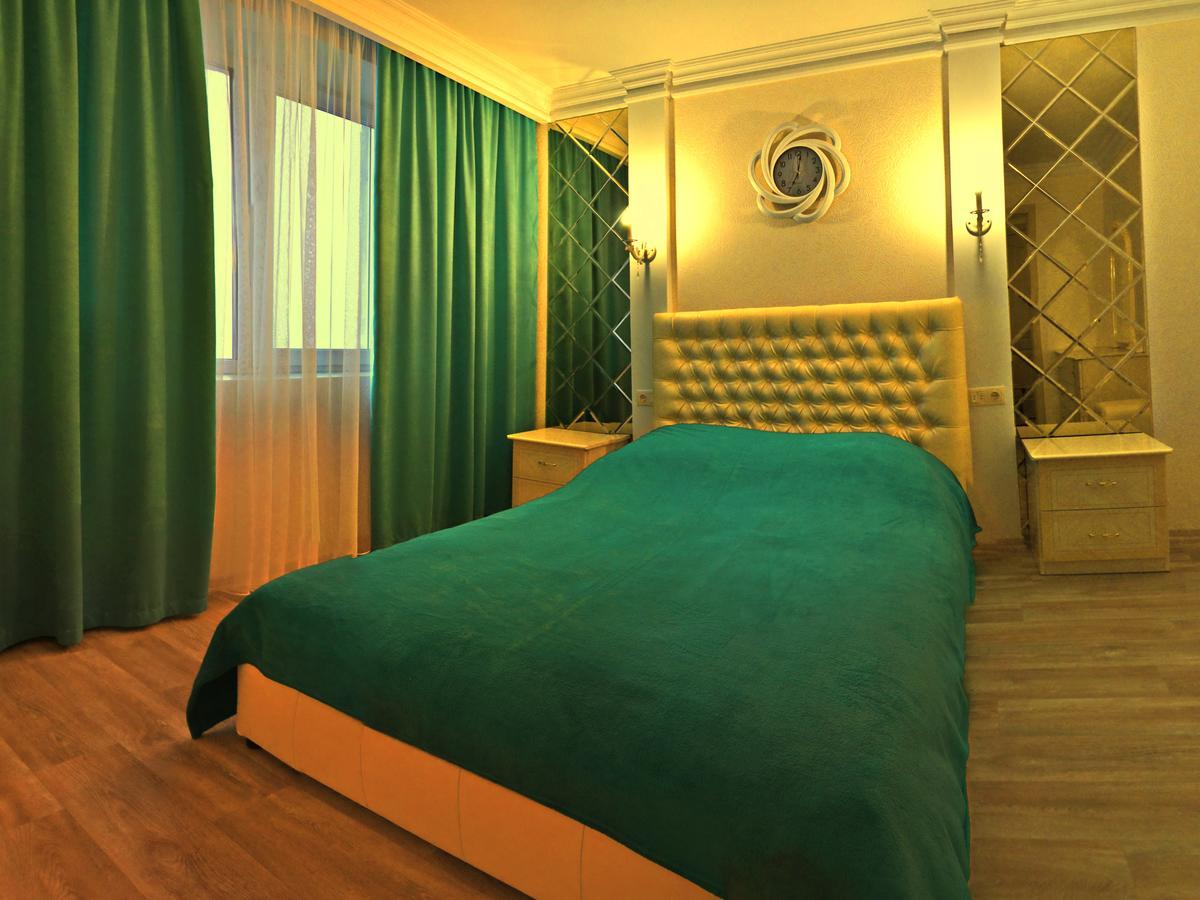 Apartlux 2 Černihiv Esterno foto